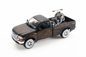 Harley-Davidson Custom, 1999 Ford F-350 Super Duty Pickup + Motorrad 2002 FXSTB Night Train